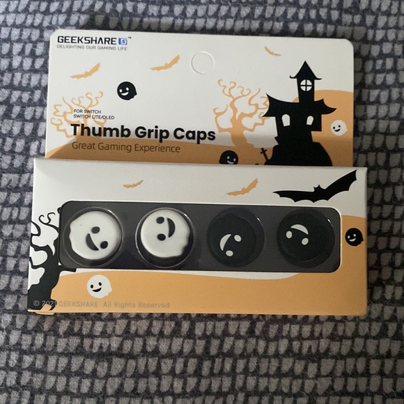 Nintendo switch thumb grips! Aesthetic cat paws and Halloween ghost - Picture 3 of 4